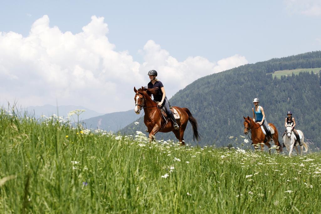 Landhotel Tharerwirt Olang Екстериор снимка