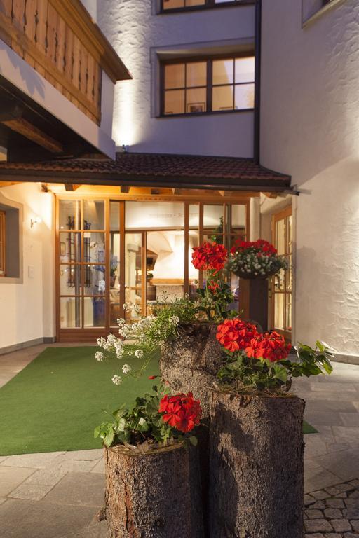 Landhotel Tharerwirt Olang Екстериор снимка