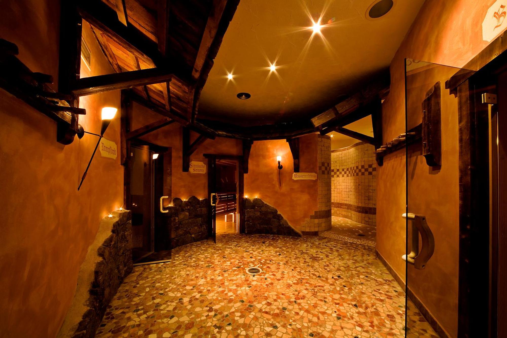 Landhotel Tharerwirt Olang Екстериор снимка