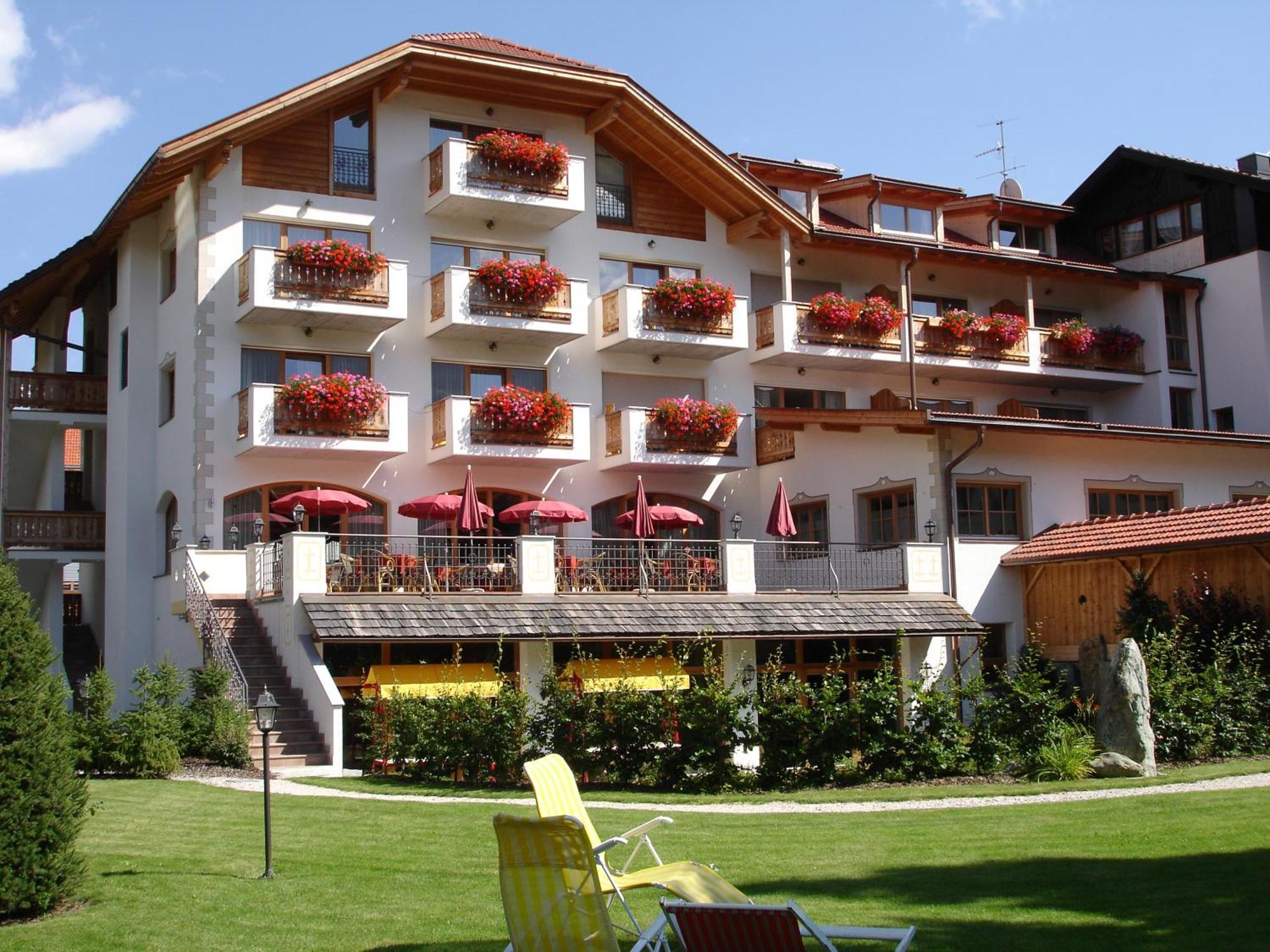 Landhotel Tharerwirt Olang Екстериор снимка