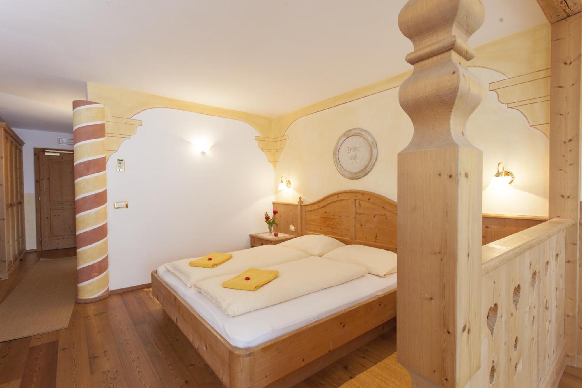 Landhotel Tharerwirt Olang Стая снимка